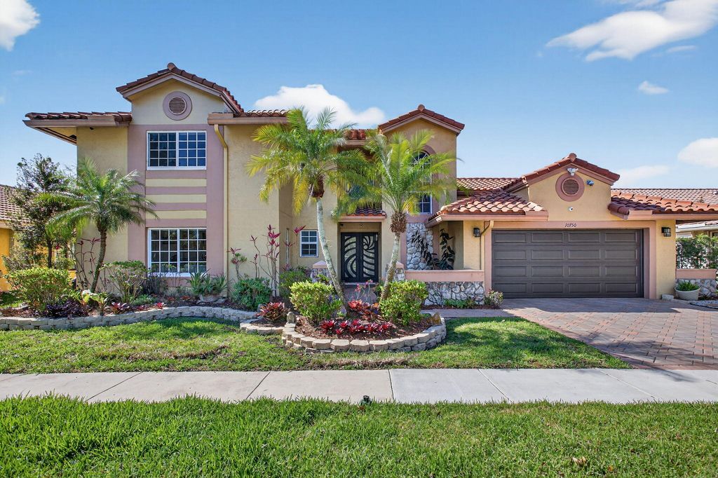 10750 NW 18th Place, Plantation, FL 33322