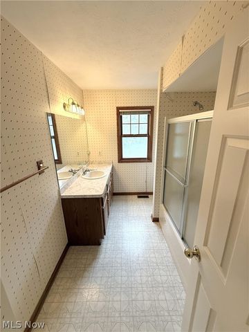 8160 Buckboard Lane, Mentor, OH 44060