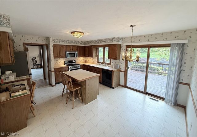 8160 Buckboard Lane, Mentor, OH 44060