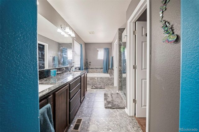 24167 E 5th Place, Aurora, CO 80018
