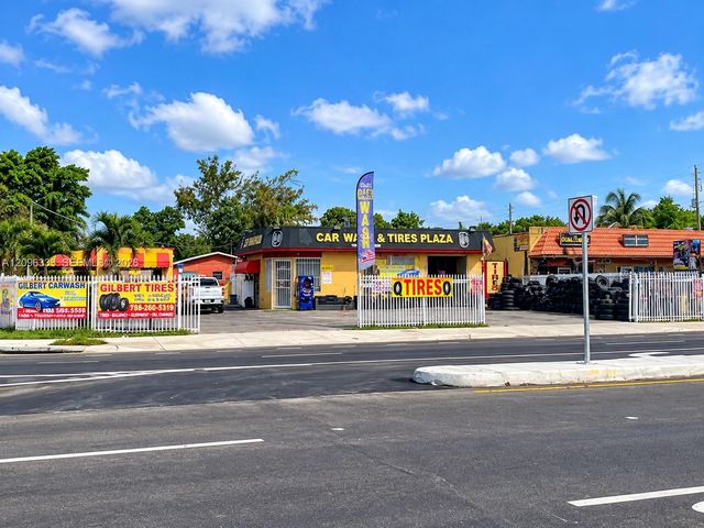 11700 NW 7th Avenue, Miami, FL 33168