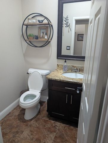 5029 W Fir Avenue, Fresno, CA 93722