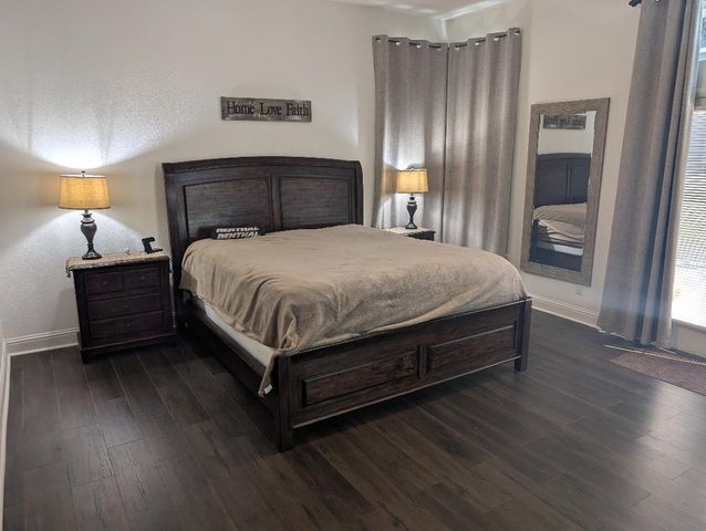 5029 W Fir Avenue, Fresno, CA 93722