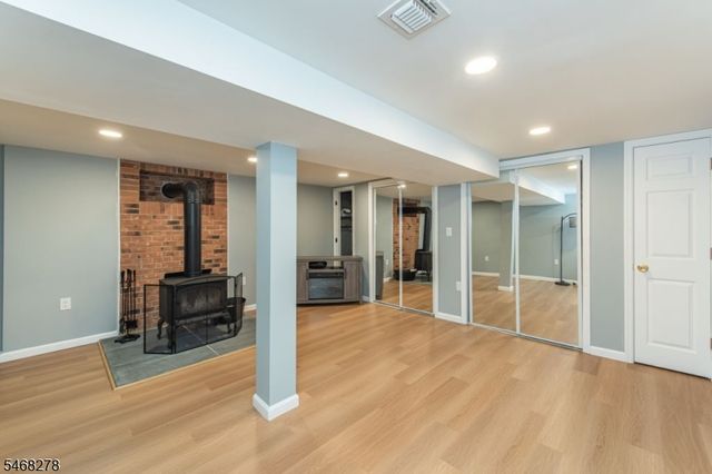 33 Mountain Ave, Hanover Twp., NJ 07927