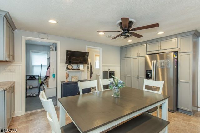 33 Mountain Ave, Hanover Twp., NJ 07927