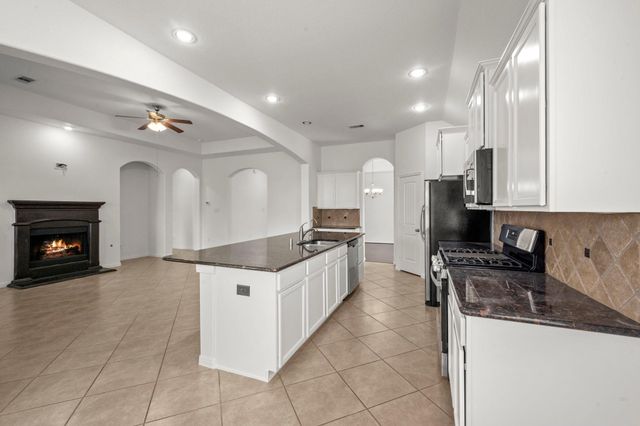 114 Kohen Court, Montgomery, TX 77316