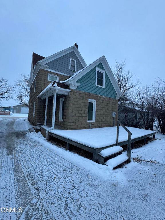 18 1st Street NE, Crosby, ND 58730 photo 31