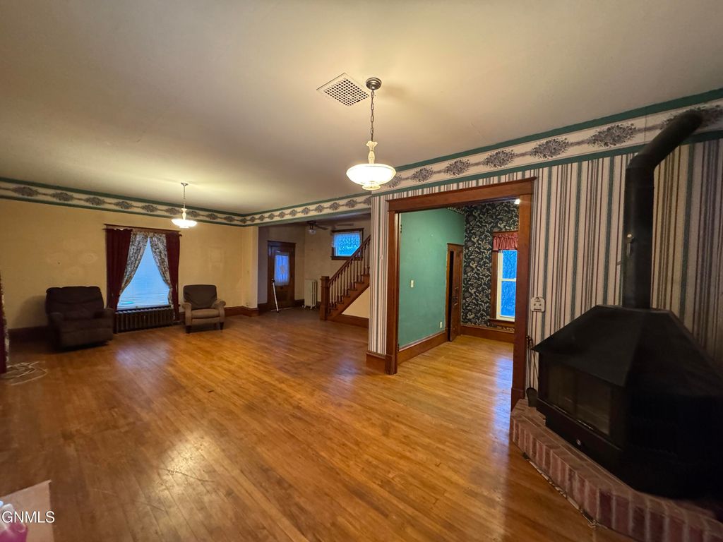 18 1st Street NE, Crosby, ND 58730 photo 5