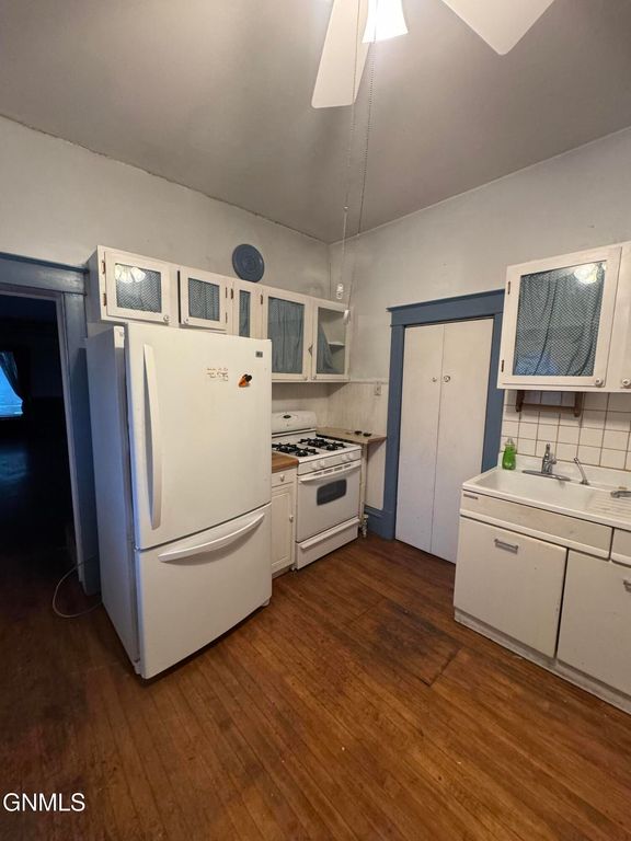 18 1st Street NE, Crosby, ND 58730 photo 8