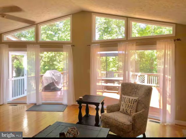 6215 CONNIE LN, Mineral, VA 23117