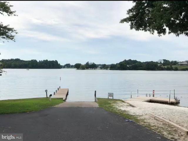 6215 CONNIE LN, Mineral, VA 23117