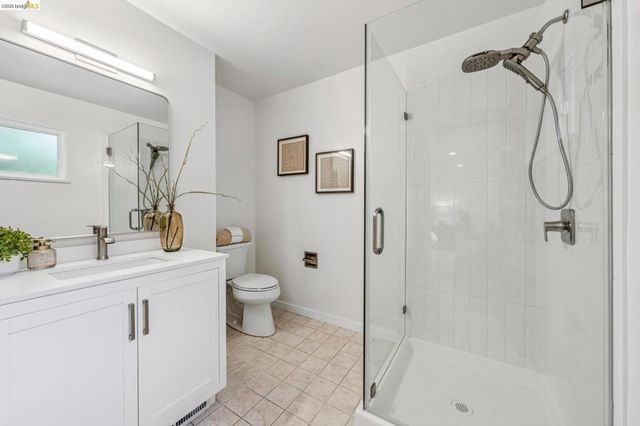 1545 Summit Rd, Berkeley, CA 94708