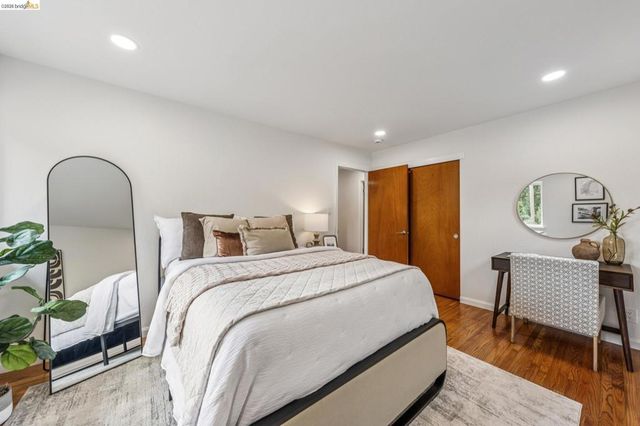 1545 Summit Rd, Berkeley, CA 94708