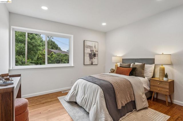 1545 Summit Rd, Berkeley, CA 94708