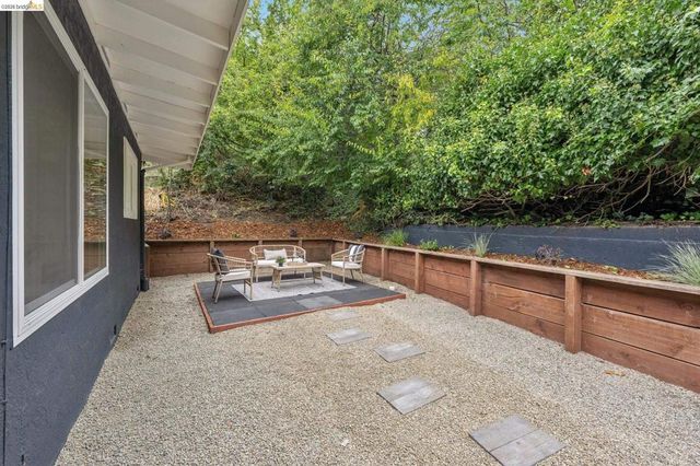 1545 Summit Rd, Berkeley, CA 94708