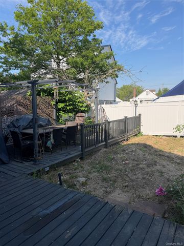 3009 Fishermans Road, Baldwin, NY 11510