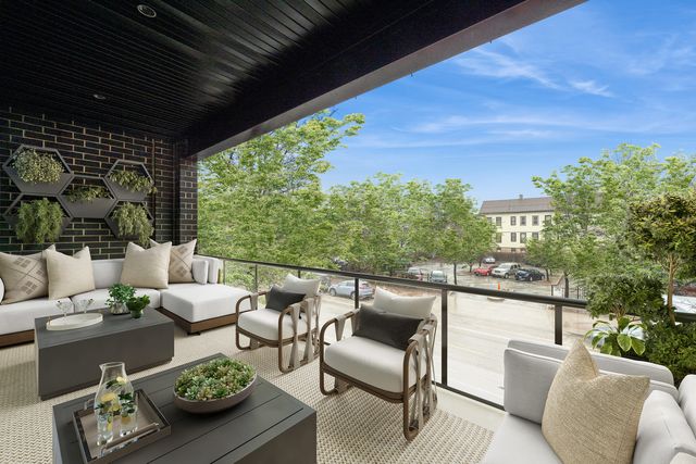 2923 N Southport Avenue 4, Chicago, IL 60657