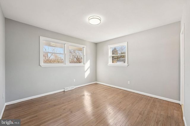 144 E ARBOR AVE, Vineland, NJ 08360