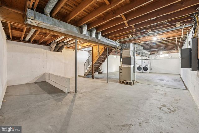 144 E ARBOR AVE, Vineland, NJ 08360