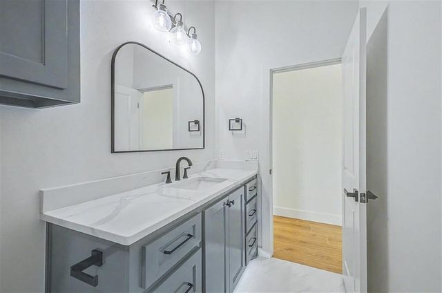 3072 Road Runner Court, Guthrie, OK 73044