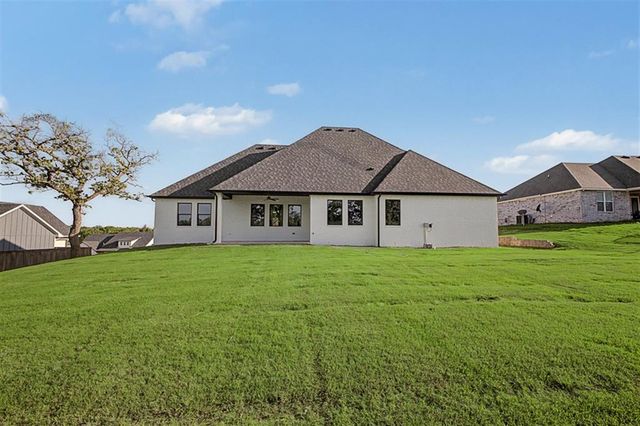 3072 Road Runner Court, Guthrie, OK 73044