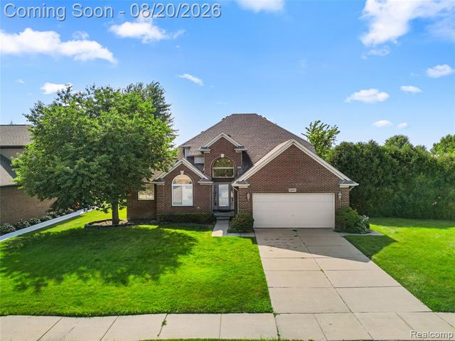 52007 Plum Creek Drive, New Baltimore, MI 48047