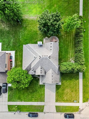 52007 Plum Creek Drive, New Baltimore, MI 48047