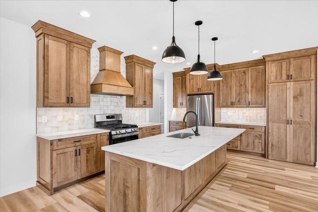 7691 Stonecrop Way, Deforest, WI 53532