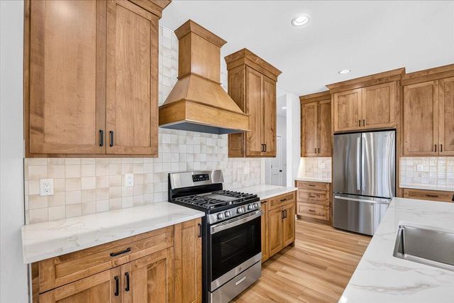 7691 Stonecrop Way, Deforest, WI 53532