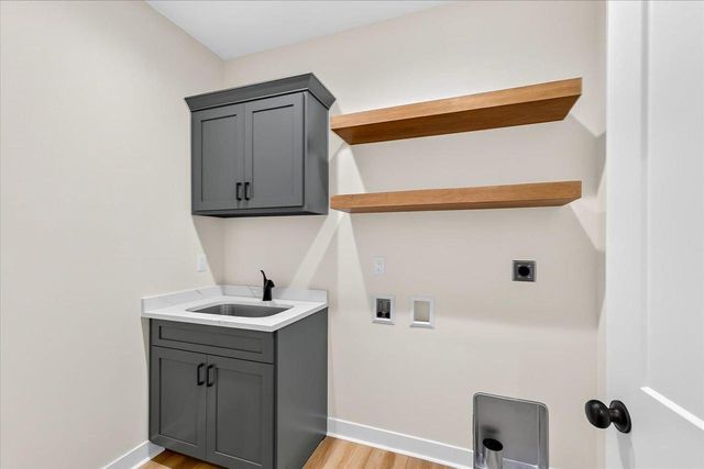 7691 Stonecrop Way, Deforest, WI 53532