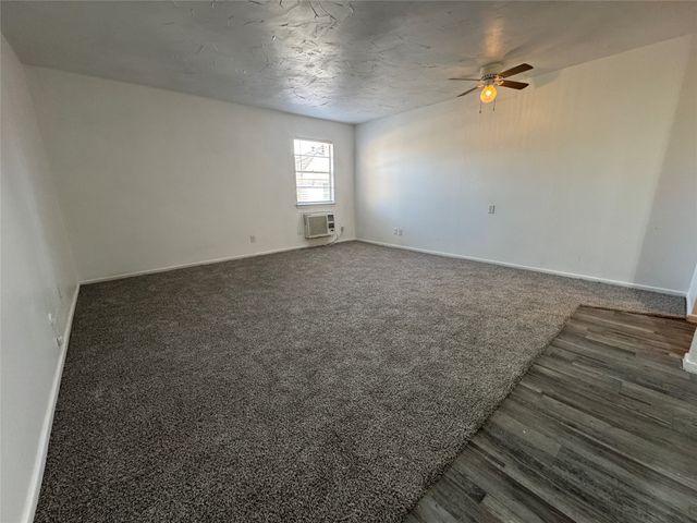 515 Uta Boulevard, Arlington, TX 76010