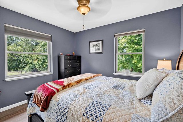 19 CORDELIA CRES, Madison, WI 53704