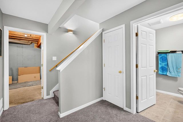 19 CORDELIA CRES, Madison, WI 53704