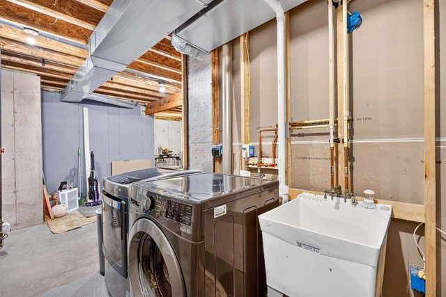 19 CORDELIA CRES, Madison, WI 53704