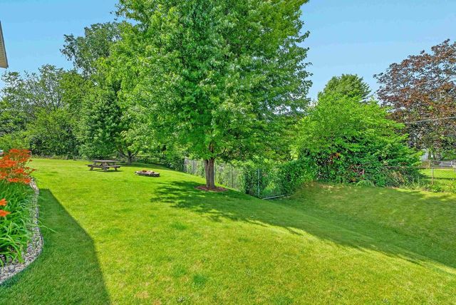 19 CORDELIA CRES, Madison, WI 53704