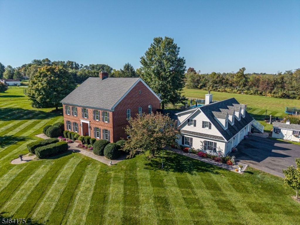 607 West Sidney Road, Franklin Twp., NJ 08867 — exterior