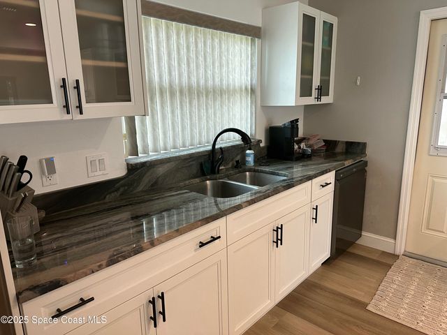 574 Dianne Drive, Melbourne, FL 32935