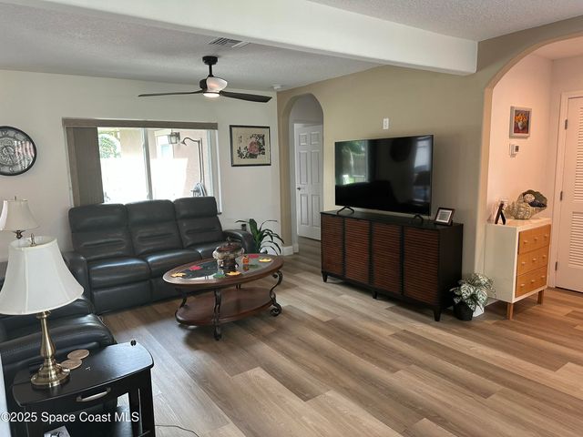 574 Dianne Drive, Melbourne, FL 32935