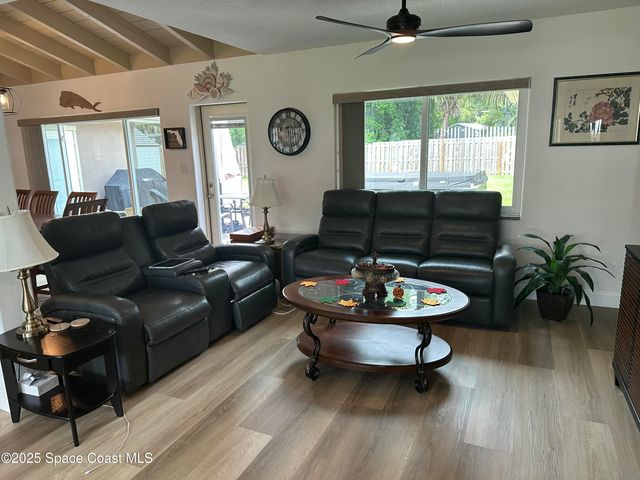 574 Dianne Drive, Melbourne, FL 32935