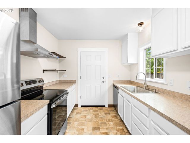 2245 JANE Dr, Salem, OR 97301