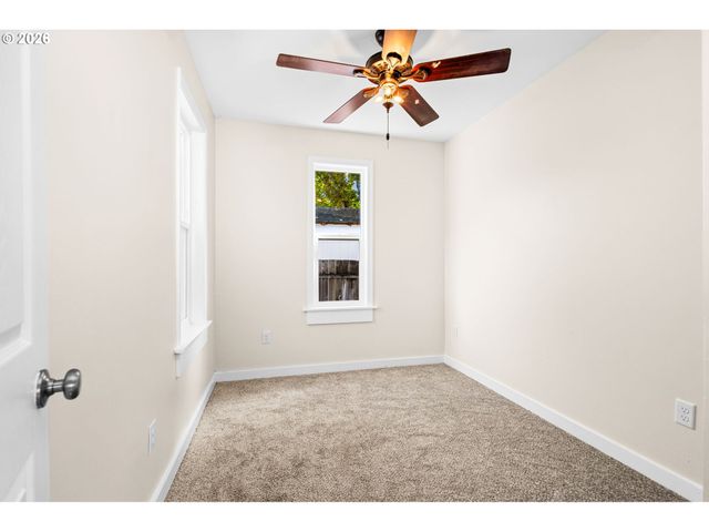 2245 JANE Dr, Salem, OR 97301