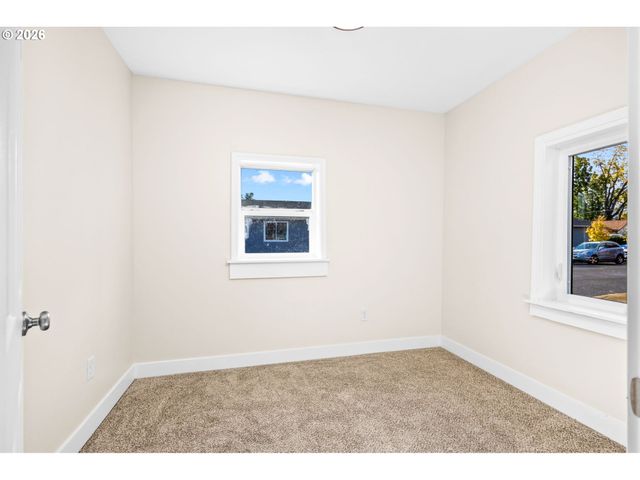 2245 JANE Dr, Salem, OR 97301