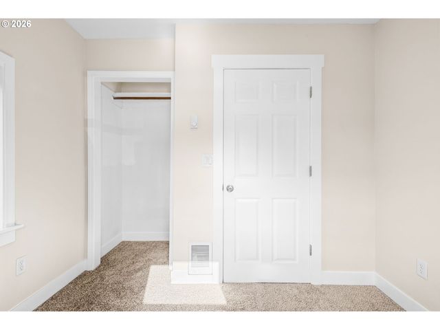 2245 JANE Dr, Salem, OR 97301