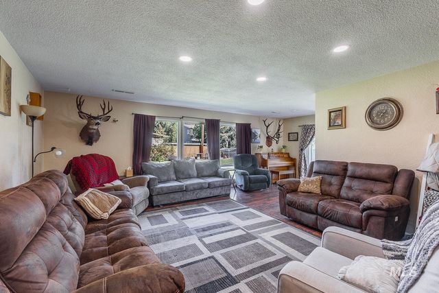 448 W Bird, Nampa, ID 83686