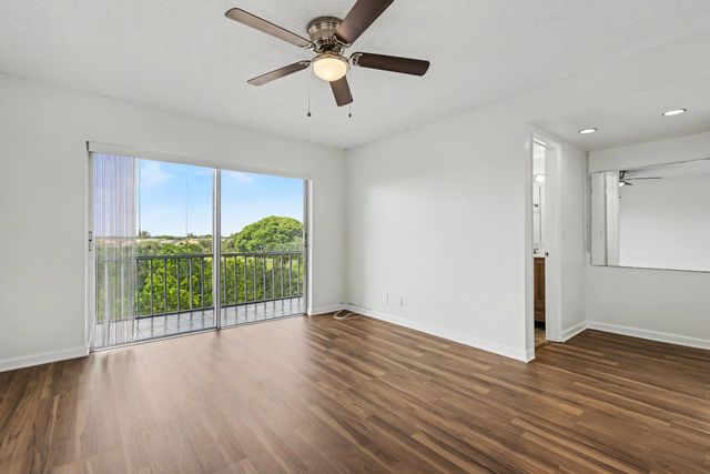 950 Hillcrest Drive 514, Hollywood, FL 33021