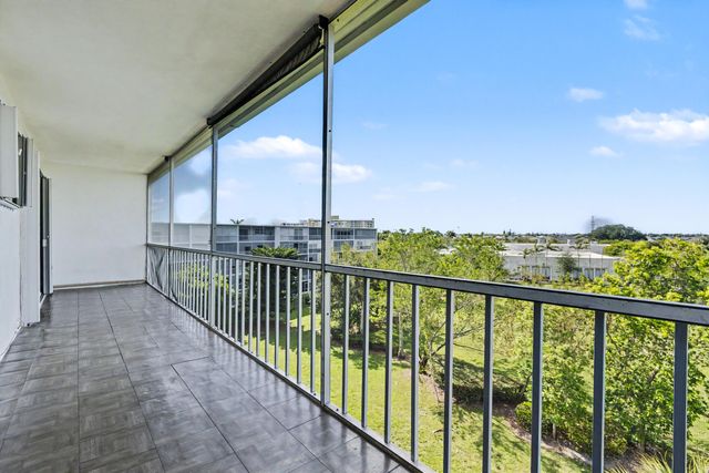 950 Hillcrest Drive 514, Hollywood, FL 33021