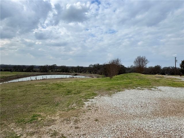 1430 Bays Road, Axtell, TX 76624