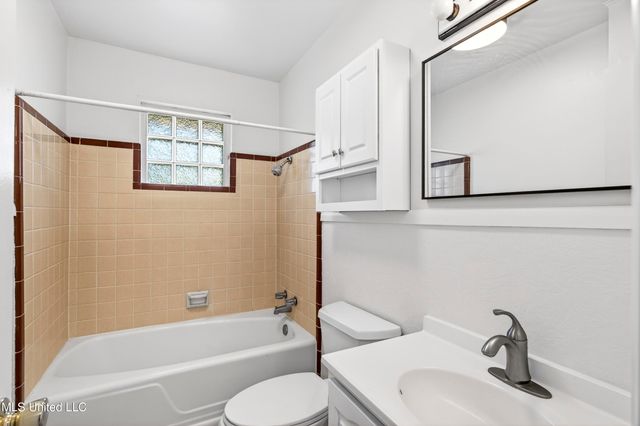 2209 North Street, Gulfport, MS 39507