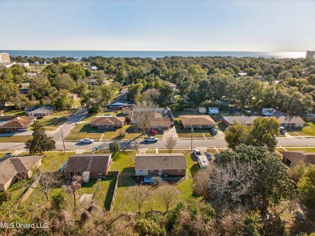 2209 North Street, Gulfport, MS 39507