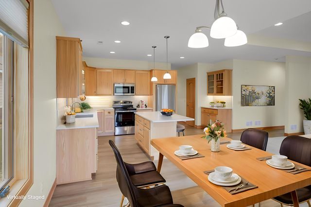 1286 Jefferson Court, Shakopee, MN 55379